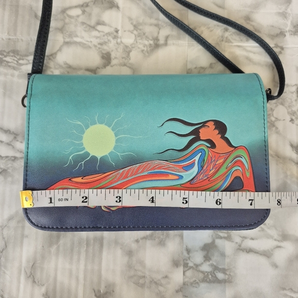 Oscardo Maxine Noel Crossbody Bag Indigenous Mother Earth Design - Picture 9 of 11